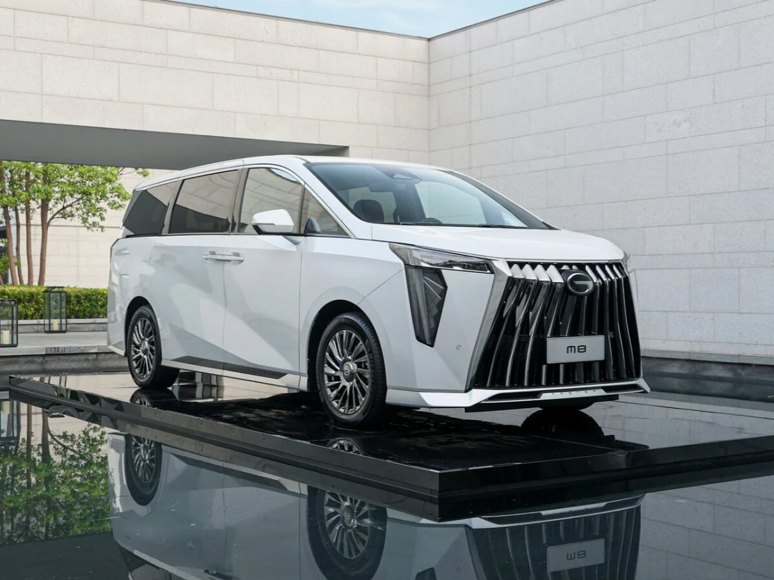 Псковские чиновники получат китайский микроавтобус GAС M8